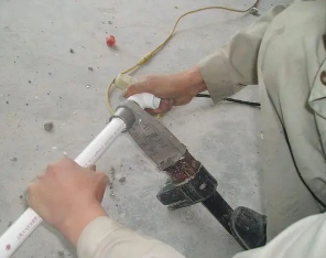 沙河口漏水维修电话